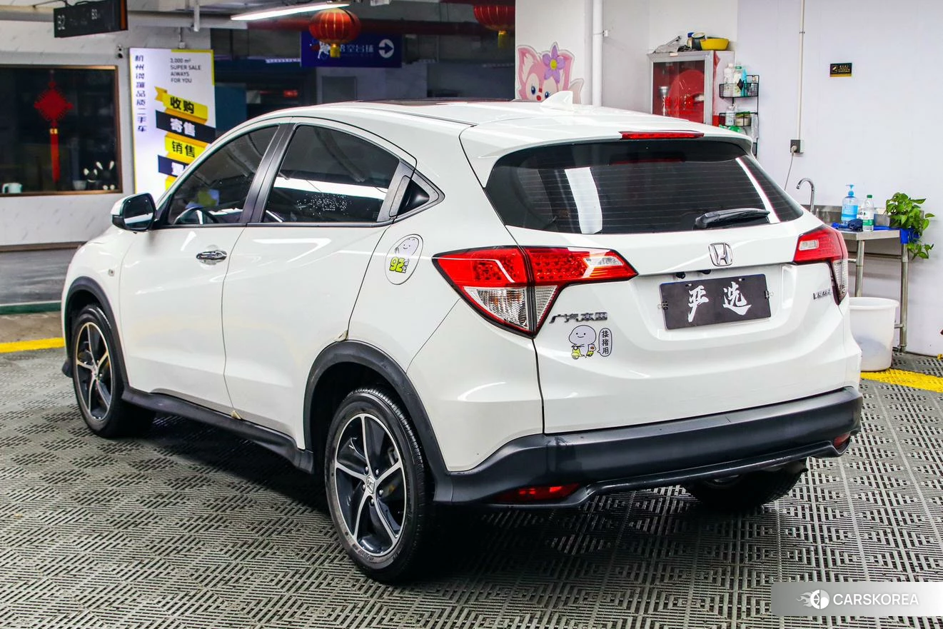 Honda Vezel 2020 Белый из Китая, фото 3