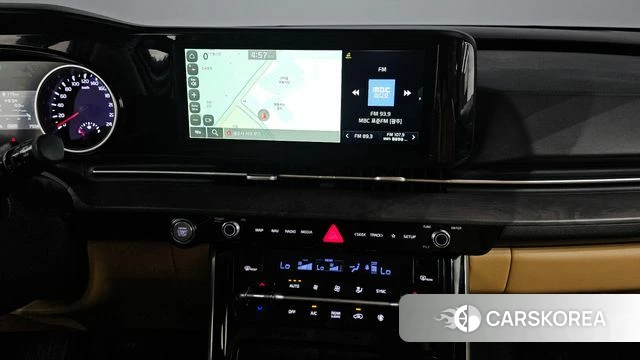 Kia Carnival 4th generation 2023 Белый из Кореи, фото 3