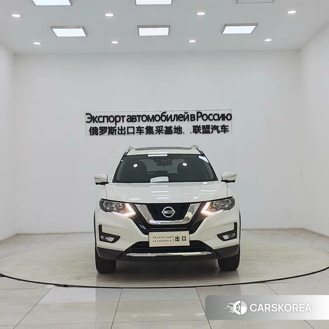 Nissan X-Trail 2023 Белый из Китая, фото 3