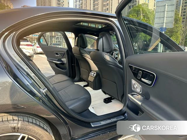Mercedes-Benz C-class 2024 Темно-серый из Китая, фото 3