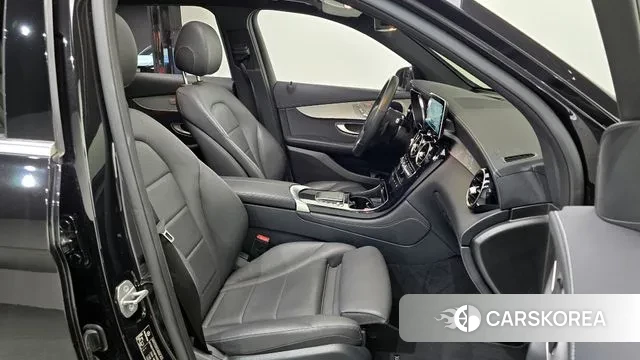 Mercedes-Benz GLC-Class X253 2021 Черный из Кореи, фото 3