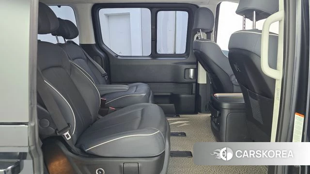 Hyundai Staria 2024 Черный из Кореи, фото 3