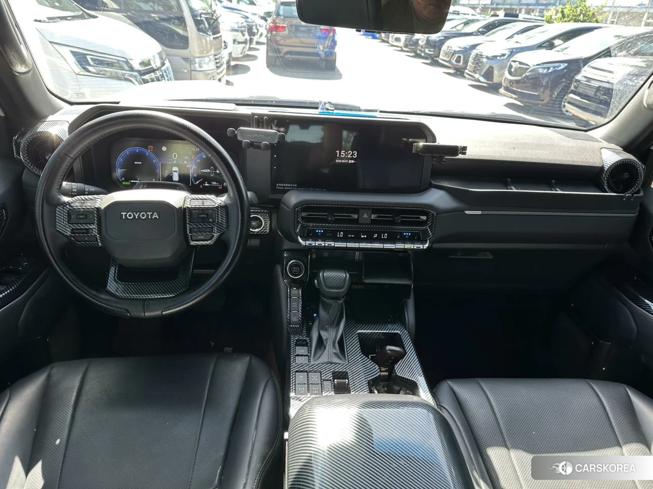 Toyota Land Cruiser 2025 Белый из Китая, фото 3