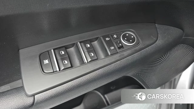 Kia The New K3 2nd generation 2024 Серебристо-серый из Кореи, фото 3