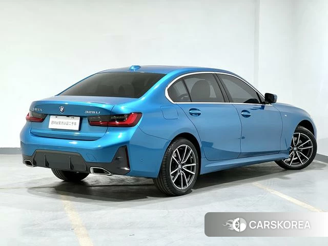 BMW 3 series 2023 Синий из Китая, фото 3