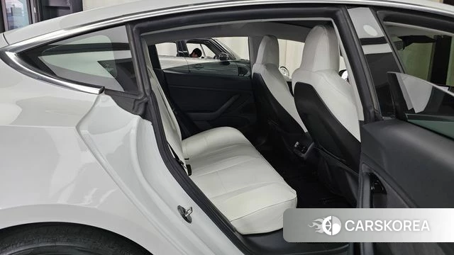 Tesla Model 3 2020 Белый из Кореи, фото 3