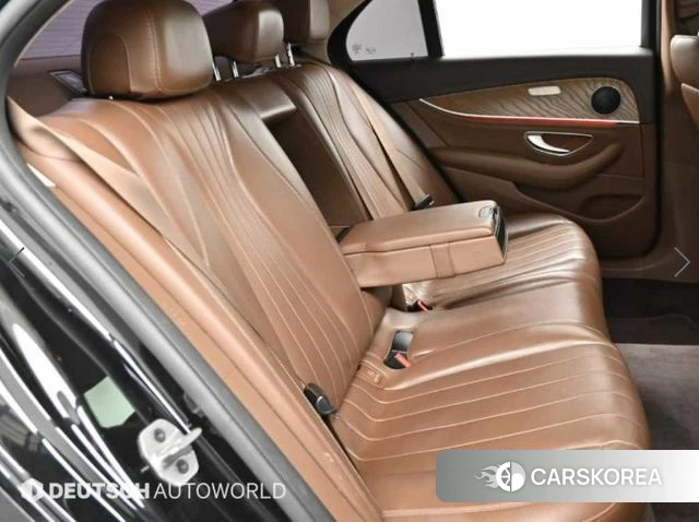 Mercedes-Benz E-Class W213 2019 Черный из Кореи, фото 3