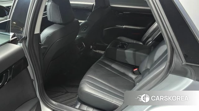 Hyundai Grandeur (GN7) 2024 Серебряный из Кореи, фото 3