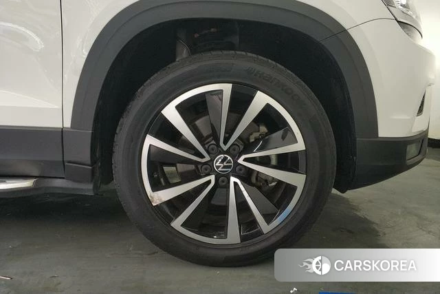 Volkswagen Tharu 2021 Белый из Китая, фото 3