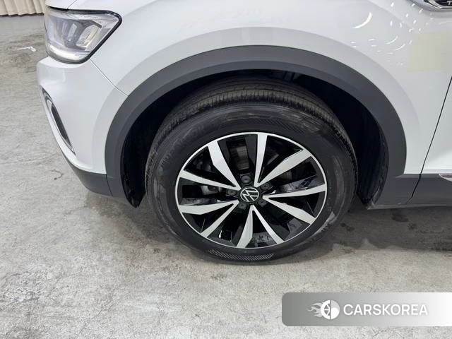 Volkswagen T-Roc 2023 Белый из Китая, фото 3