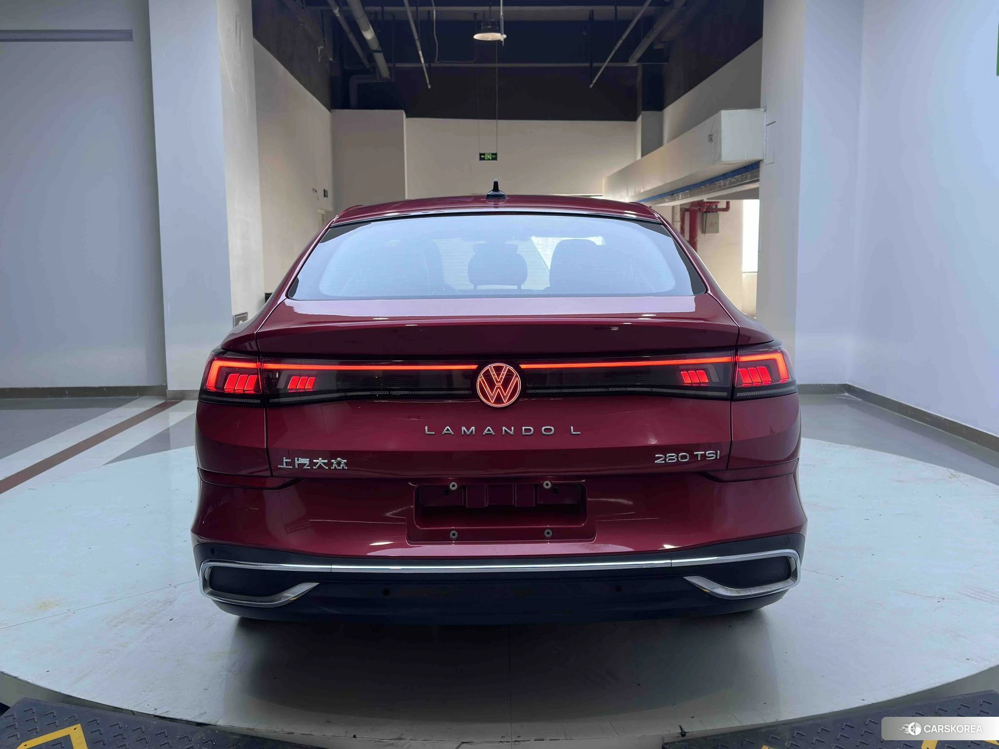 Volkswagen Lamando 2022 Красный из Китая, фото 3