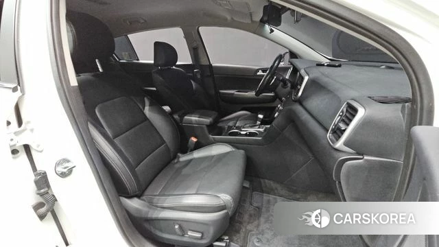 Kia Sportage The Bold 2021 Белый из Кореи, фото 3
