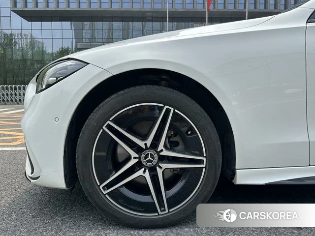 Mercedes-Benz C-class 2024 Белый из Китая, фото 3