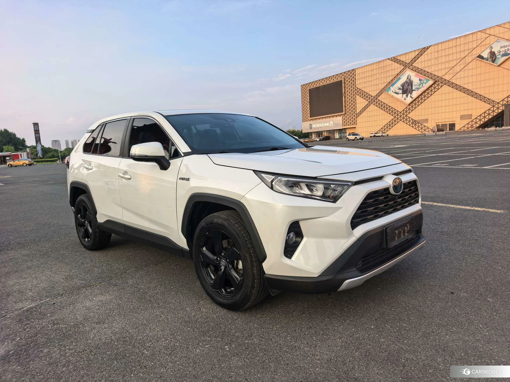 Toyota RAV4 2020 Белый из Китая, фото 3