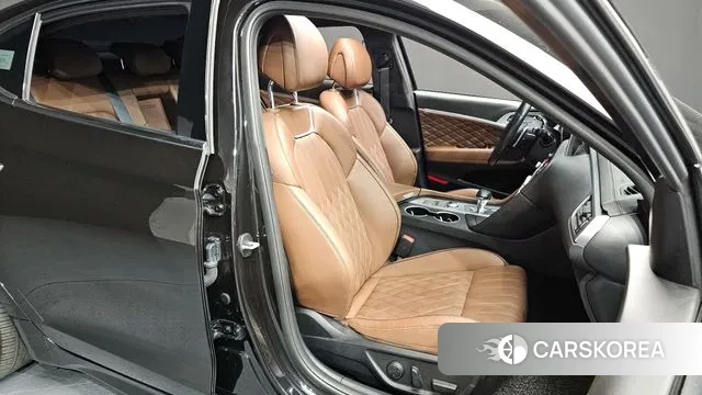 Genesis G70 2018 Черный из Кореи, фото 3