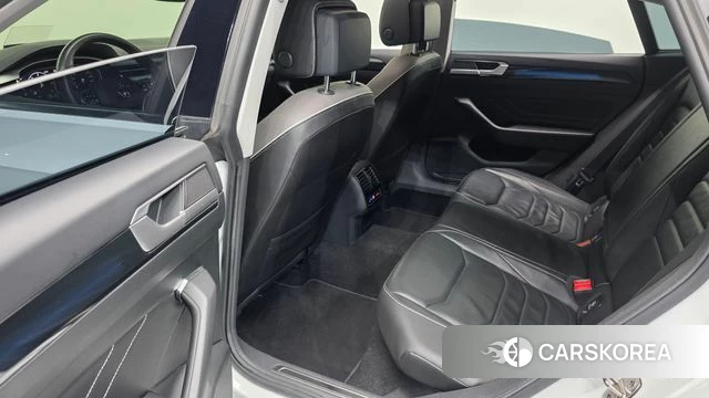 Volkswagen Arteon 2022 Белый из Кореи, фото 3