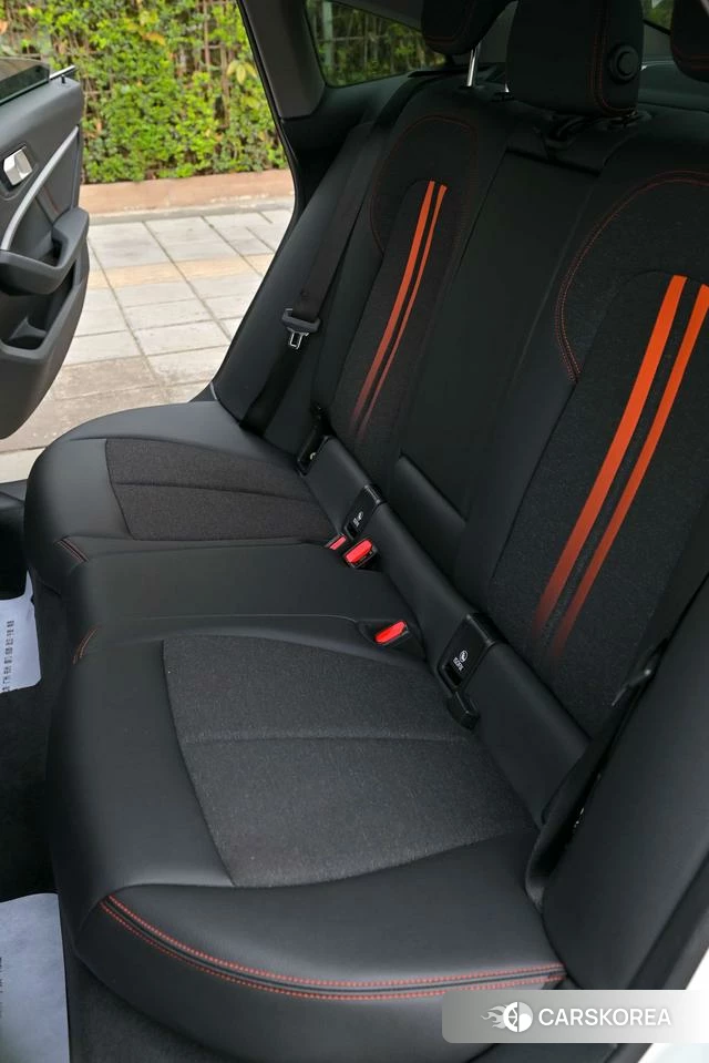 BMW 2 series 2022 Белый из Китая, фото 3