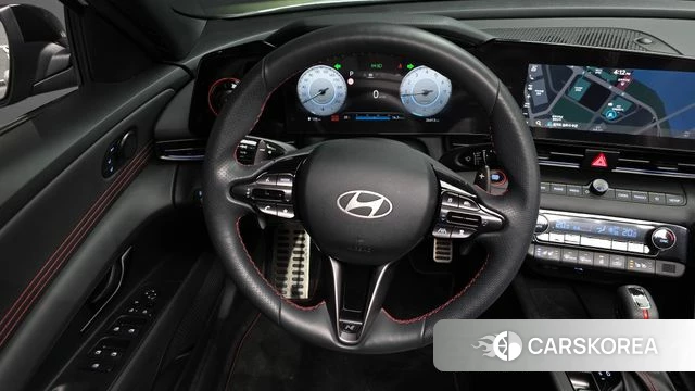 Hyundai The New Avante (CN7) 2024 Белый из Кореи, фото 3