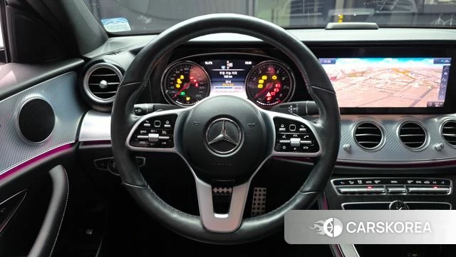 Mercedes-Benz E-Class W213 2019 Белый из Кореи, фото 3