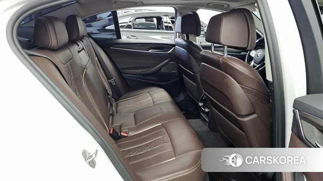 BMW 5 Series (G30) 2020 Белый из Кореи, фото 3