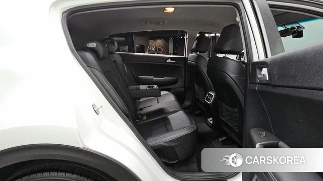 Kia Sportage 4th Generation 2018 Белый из Кореи, фото 3