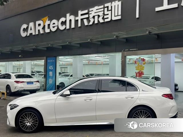 Mercedes-Benz C-class 2023 Белый из Китая, фото 3