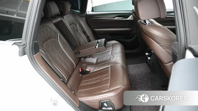 BMW 6 Series GT (G32) 2022 Белый из Кореи, фото 3