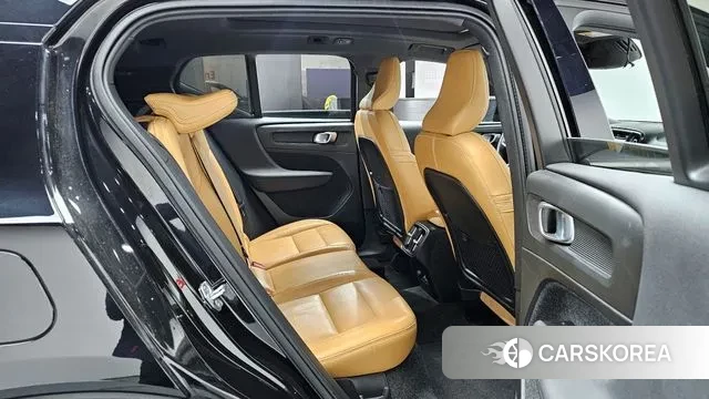 Volvo XC40 2021 Черный из Кореи, фото 3