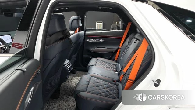 Genesis GV70 2024 Белый из Кореи, фото 3