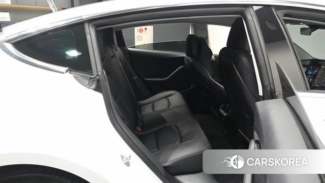 Tesla Model 3 2020 Белый из Кореи, фото 3
