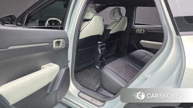 Kia EV4 2026 Серебряный из Кореи, фото 3