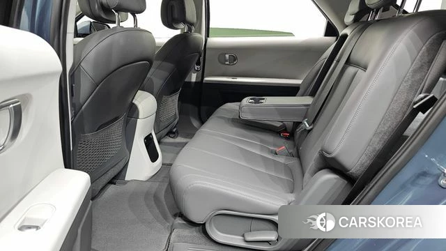 Hyundai Ionic 5 2021 Светло-серебряный цвет из Кореи, фото 3
