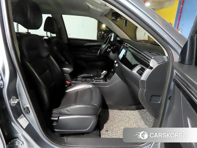 Ssangyong Beautiful Korando 2022 Серый из Кореи, фото 3