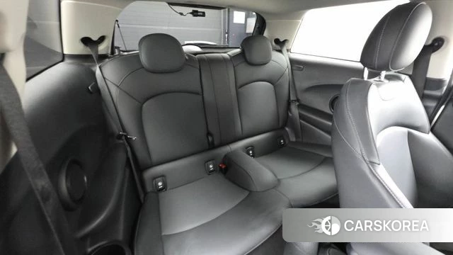 Mini Cooper 2022 Коричневый из Кореи, фото 3