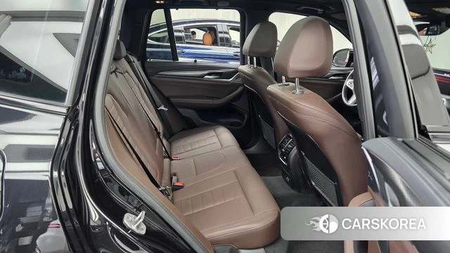 BMW X3 (G01) 2023 Черный из Кореи, фото 3