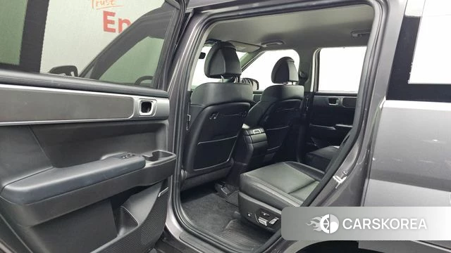 Hyundai Santa Fe (MX5) 2024 Серый из Кореи, фото 3