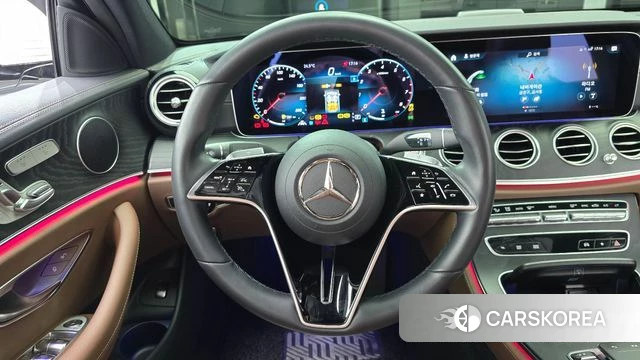 Mercedes-Benz E-Class W213 2022 Белый из Кореи, фото 3