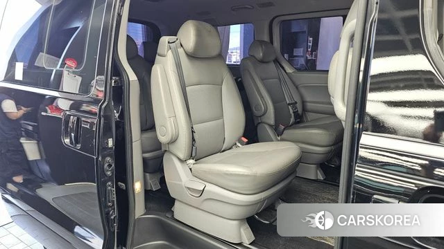 Hyundai The New Grand Starex 2018 Черный из Кореи, фото 3