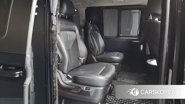 Hyundai Staria 2021 Черный из Кореи, фото 3