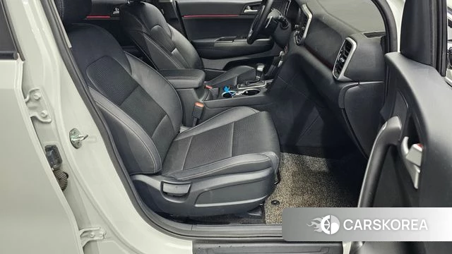 Kia Sportage The Bold 2021 Белый из Кореи, фото 3