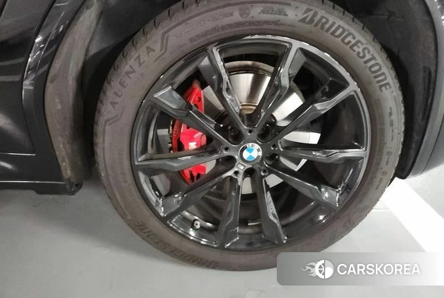 BMW X4 (G02) 2025 Черный из Кореи, фото 3