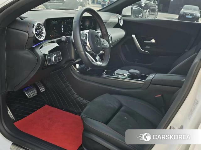 Mercedes-Benz CLA 2023 Белый из Китая, фото 3
