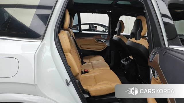 Volvo XC90 second Generation 2018 Белый из Кореи, фото 3