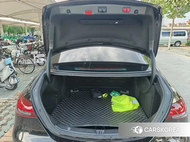 Mercedes-Benz E-Class 2021 Черный из Китая, фото 3