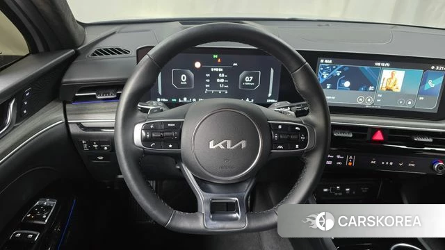 Kia The New K5 3rd generation 2025 Серебристо-серый из Кореи, фото 3