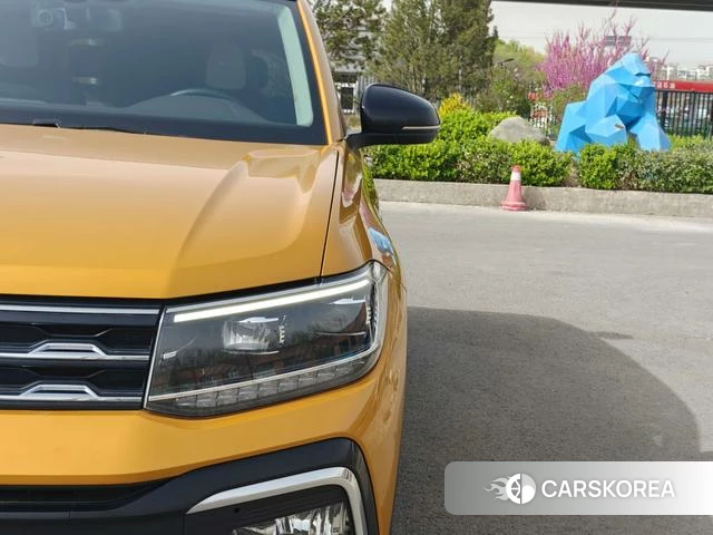 Volkswagen T-Cross 2021 Желтый из Китая, фото 3