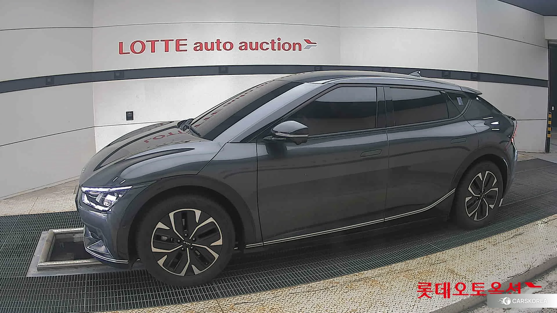 Kia EV6 2022 Interstellagray из Кореи, фото 3