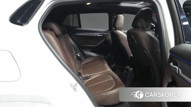BMW X2 (F39) 2021 Белый из Кореи, фото 3