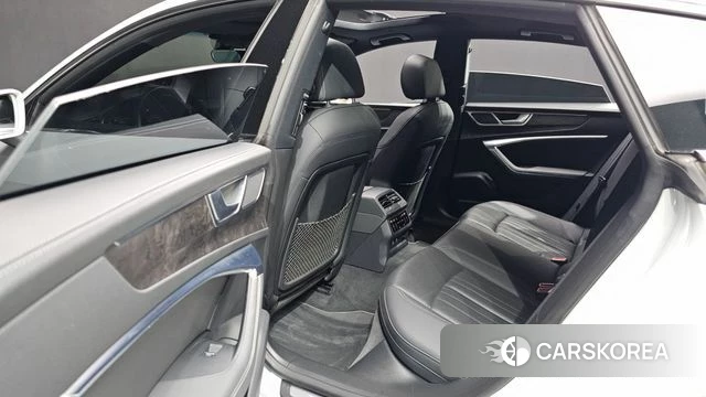 Audi A7 (4K) 2021 Белый из Кореи, фото 3