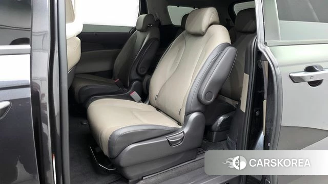Kia The New Carnival 4th Generation 2023 Серый из Кореи, фото 3